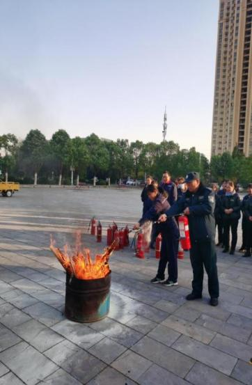 落實消防責任，防范安全風險