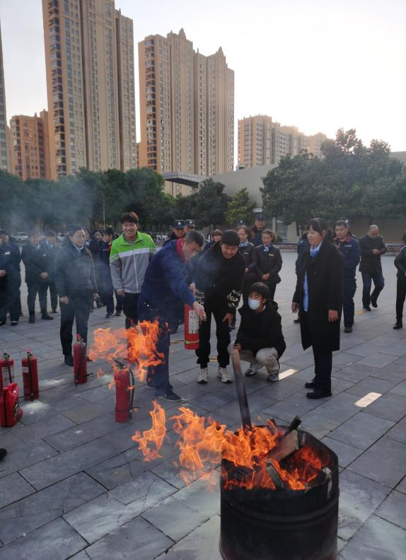 落實消防責任，防范安全風險