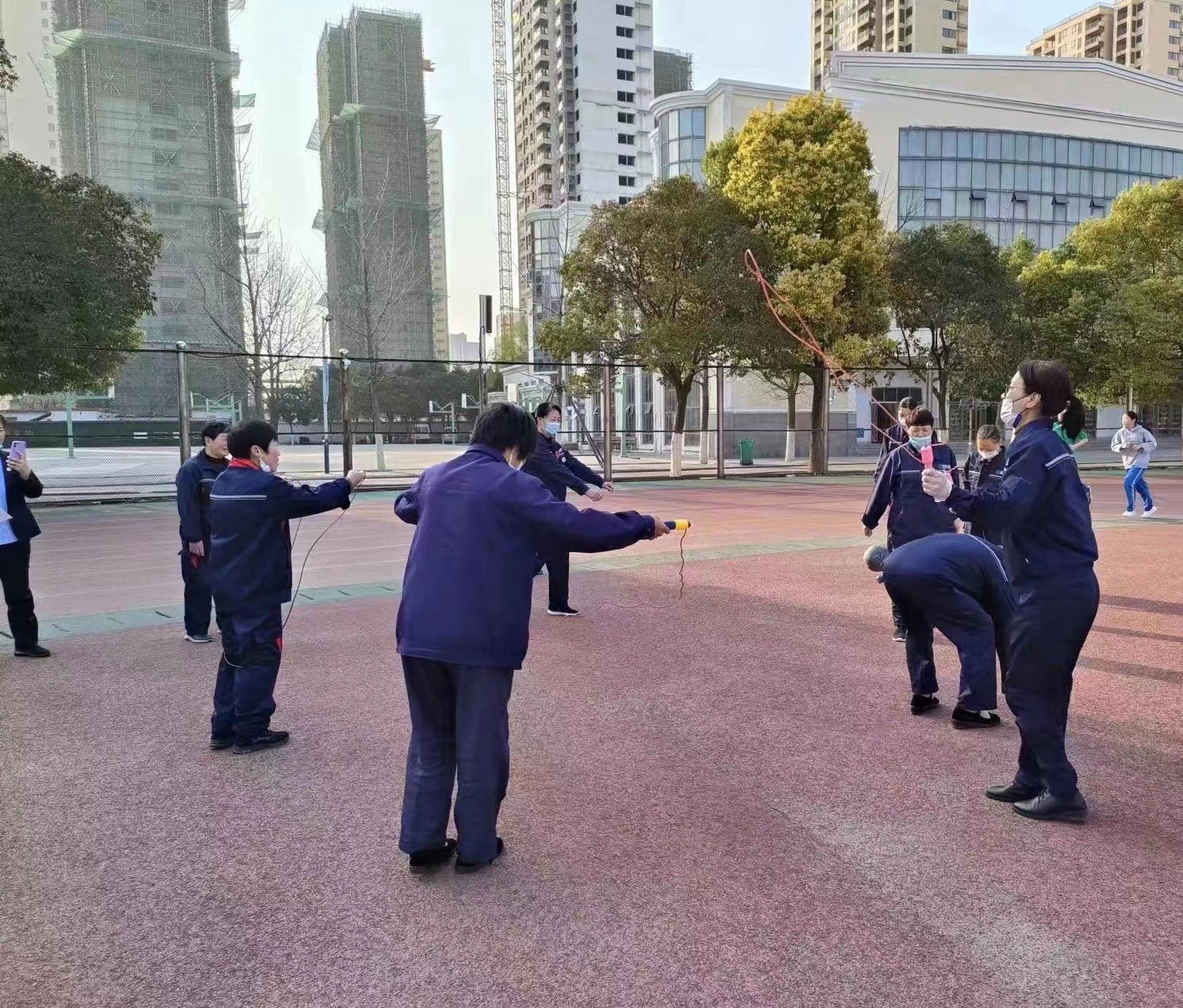 干好！玩好！--邦和物業黨支部引領各項目開展三八節活動