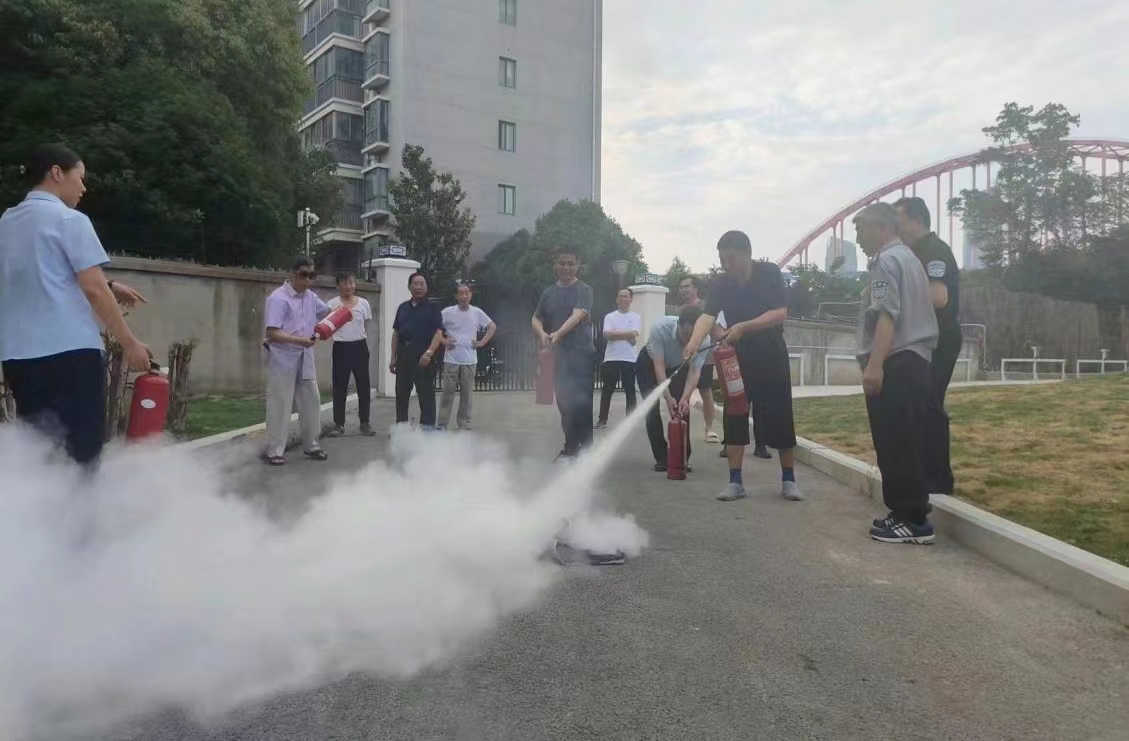 消防培訓筑防線，安全意識護家園 ——安徽邦和物業怡緣小區項目部成功開展居民消防培訓活動